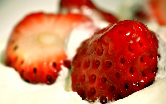 Red strawberries and cream