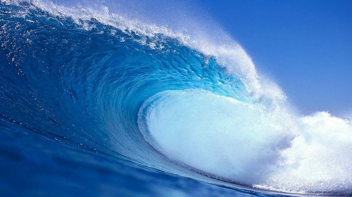 The huge wave