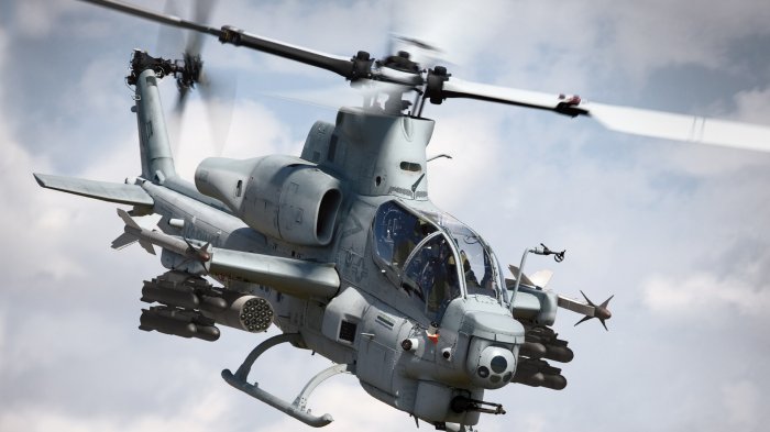 Attack helicopter