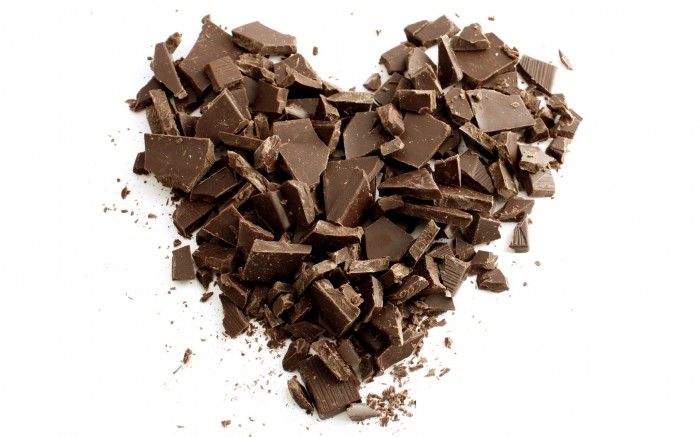 Сердце из нежного шоколада